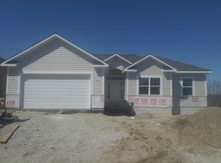 706 SW Shorthorn Dr, Grain Valley, MO 64029