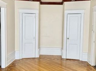 530 81st St #2B, Brooklyn, NY 11209