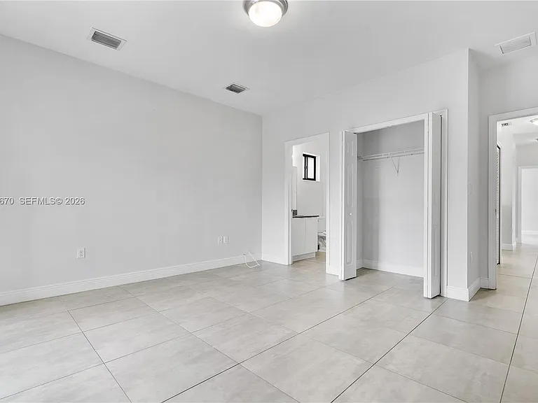 4390 E 10th Ave #4390 — Photo 25
