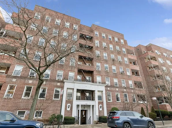 75-40 Austin St APT 5ER, Queens, NY 11375