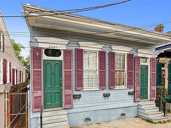 2nd image of 2023 Burgundy St