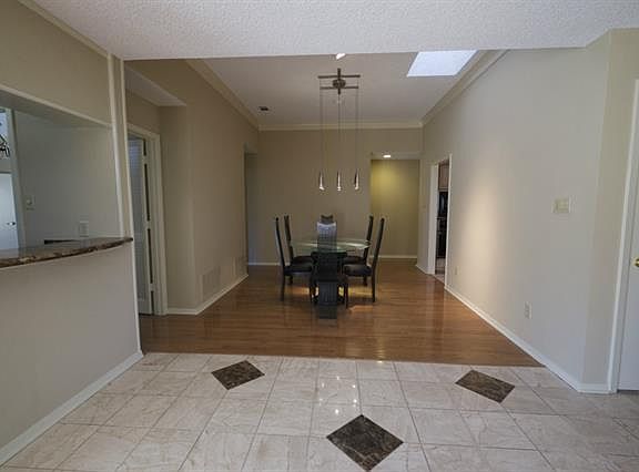 4th image of 6114 La Cosa Dr