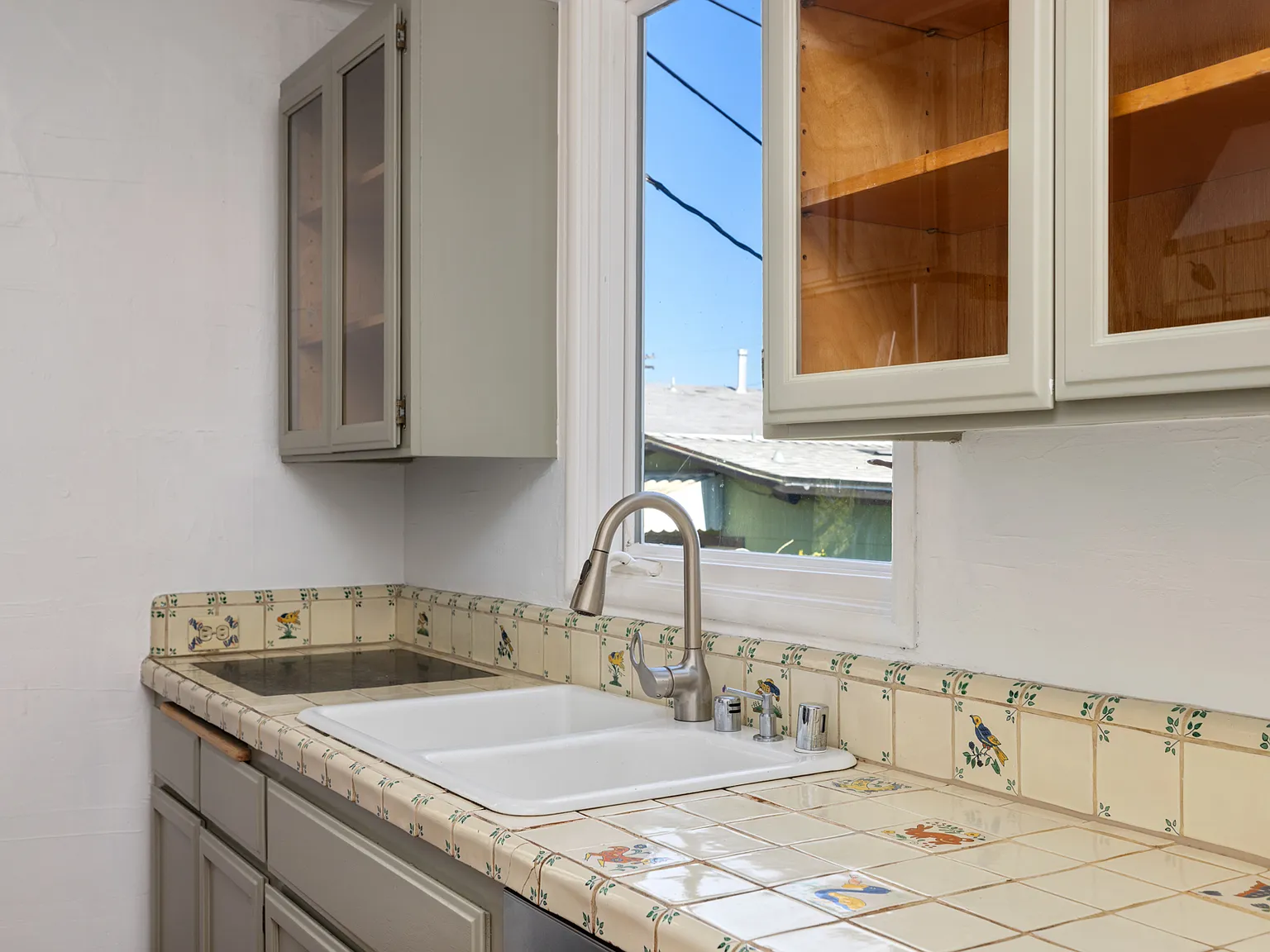 2 bed, 860 sqft, $3,250 — Photo 4