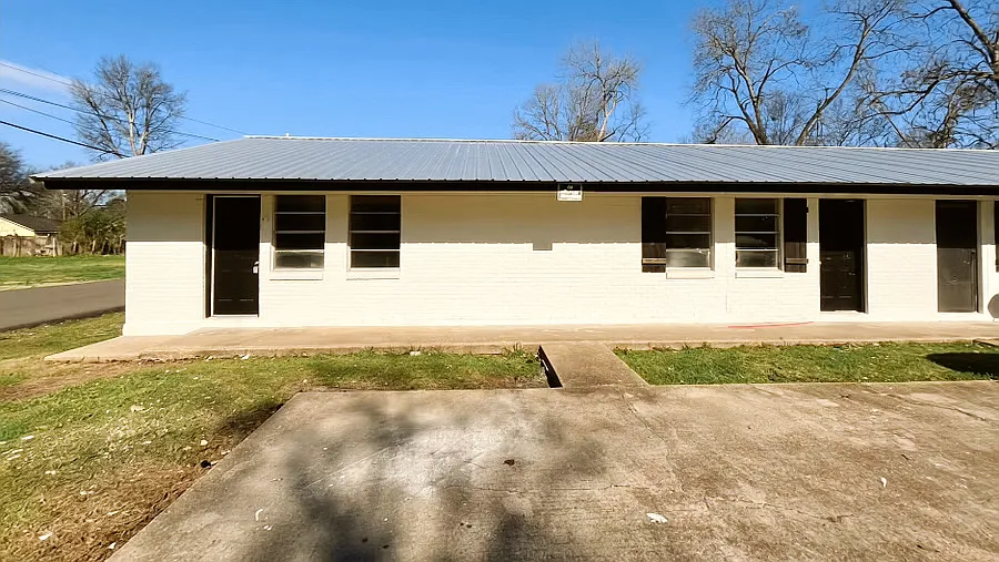 1929 4th Ave N Quadplex — Photo 1