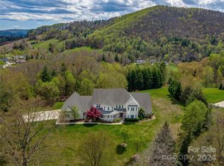 222 Bradford Hill Rd, Mills River, NC 28759
