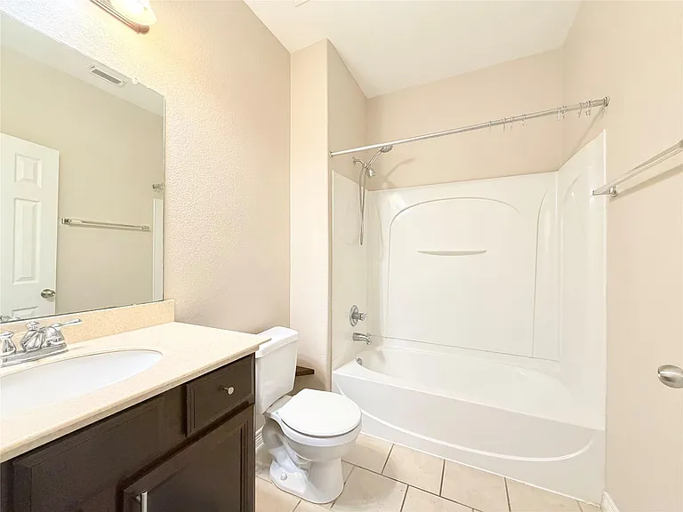 211 Briar Trace Ln — Photo 20