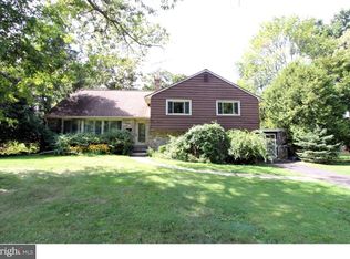 1013 Arboretum Rd, Wyncote, PA 19095