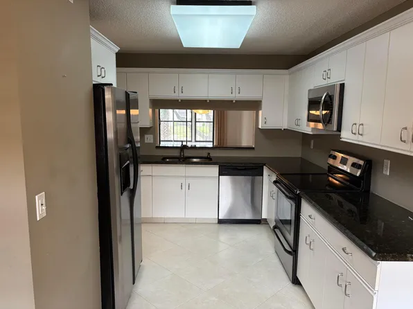 4725 Lucerne Lakes Boulevard #210, Lake Worth, FL 33467