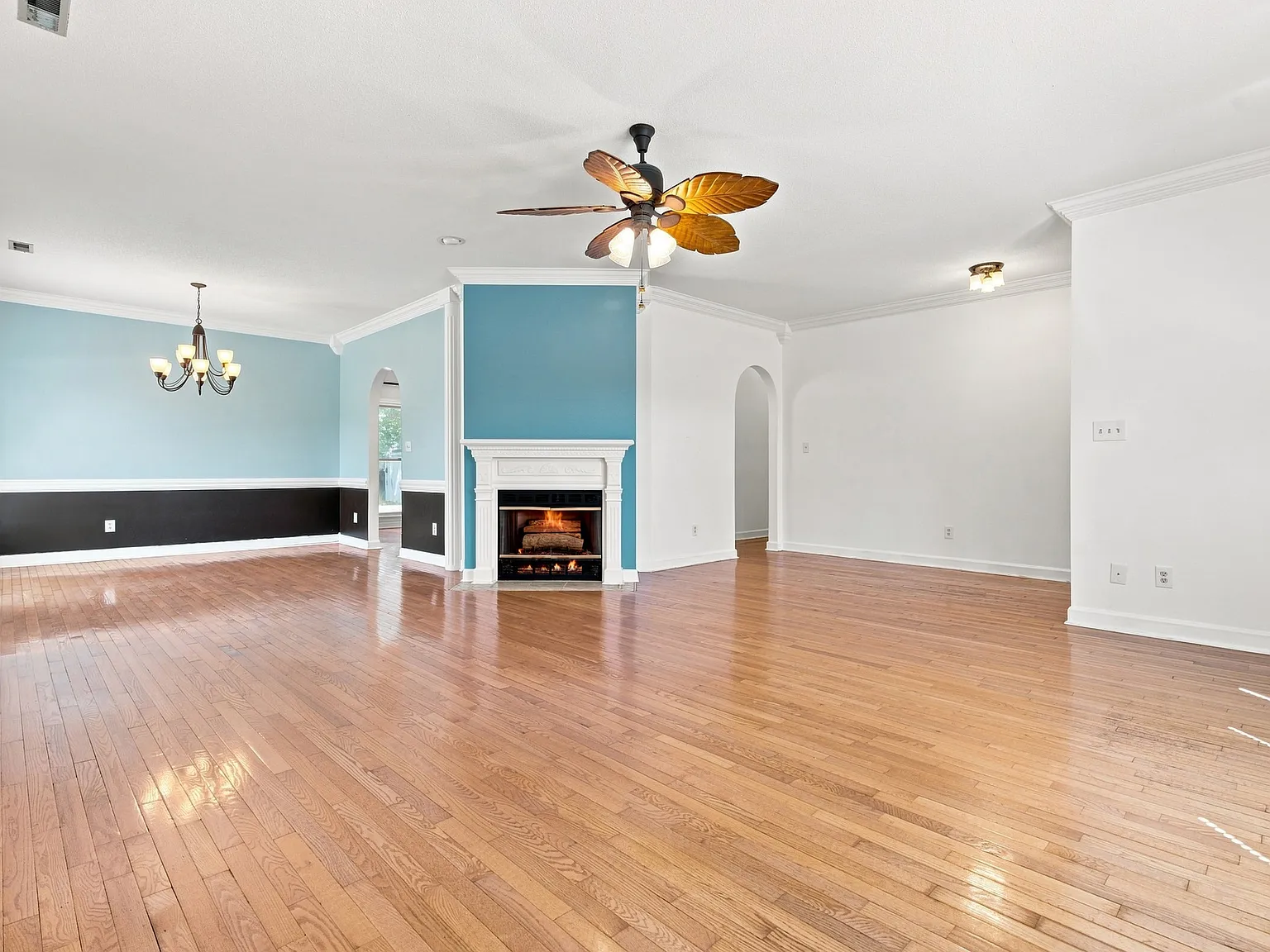 3 bed, 1800 sqft, $1,850 — Photo 4