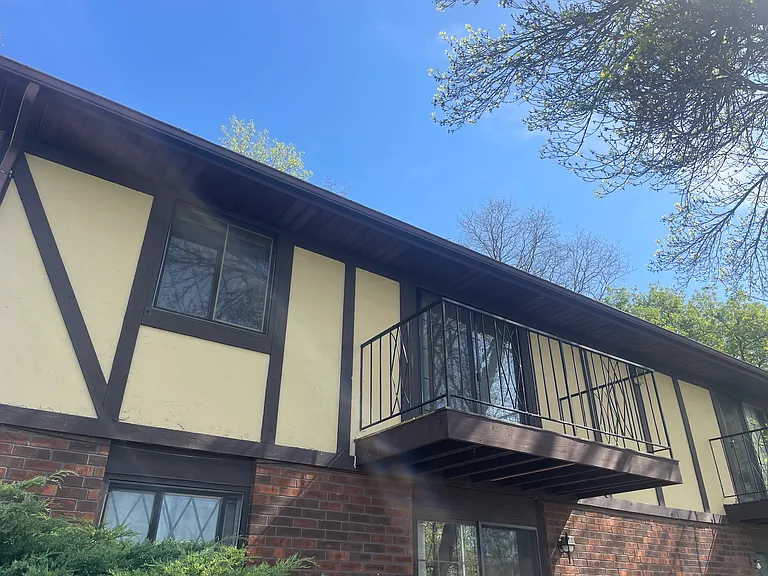 2355 Chalet Gardens Rd — Photo 23