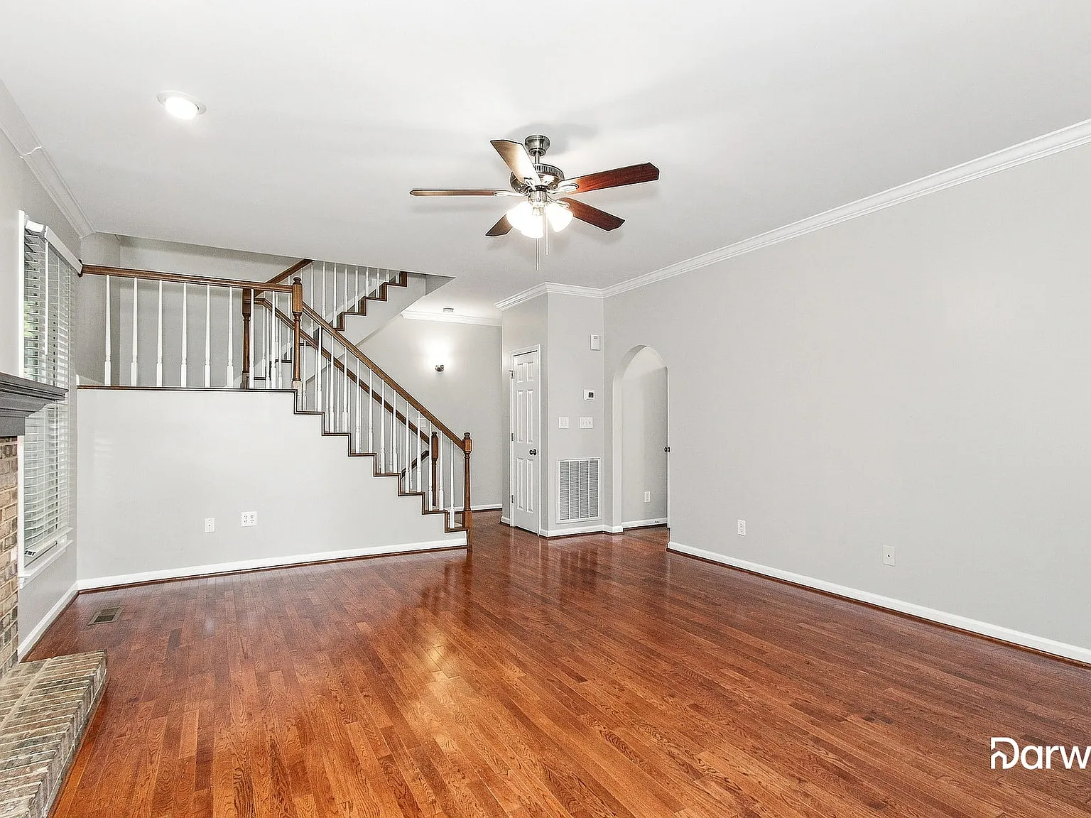 4 bed, 4.5 bath, 2411 sqft, $2,730 — Photo 4