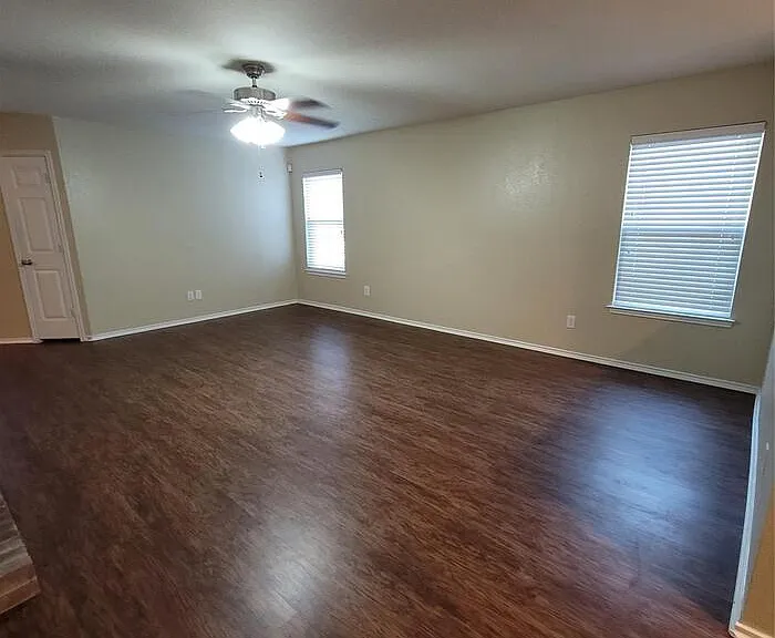 1340 Gayle St — Photo 16