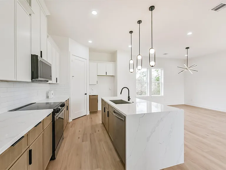 3808 Ennis St — Photo 23