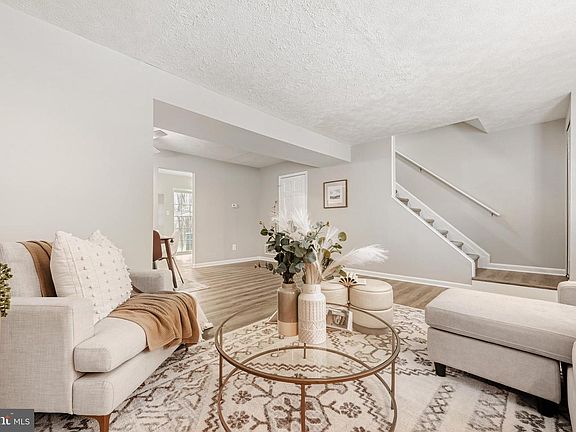 4th image of 816 Thimbleberry Rd #816