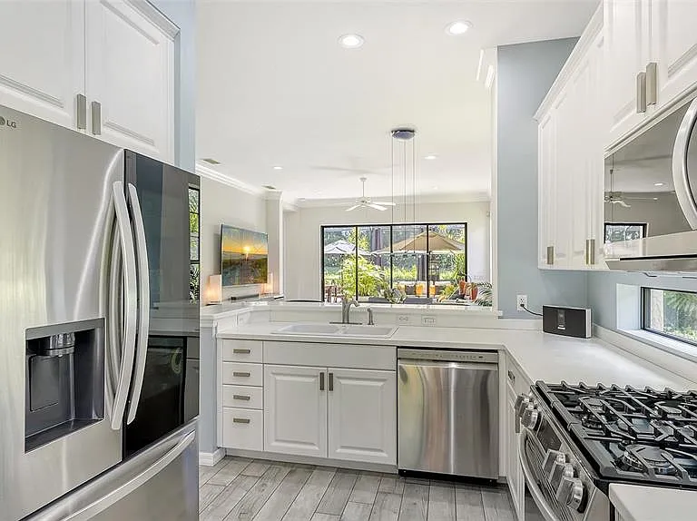 7223 Presidio Gln — Photo 17