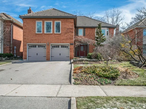 333 Claremont Cres, Oakville, ON L6J 6J9