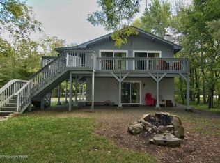 1589 Stag Run, Pocono Lake, PA 18347