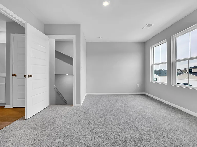 138 Talladega Dr — Photo 19