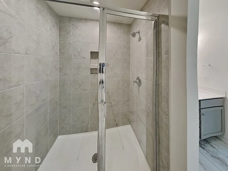 5213 Maynard Hill Dr — Photo 13