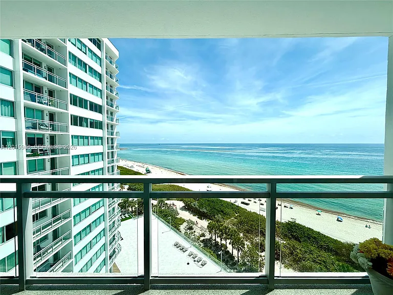 7135 Collins Ave #1214 — Photo 23