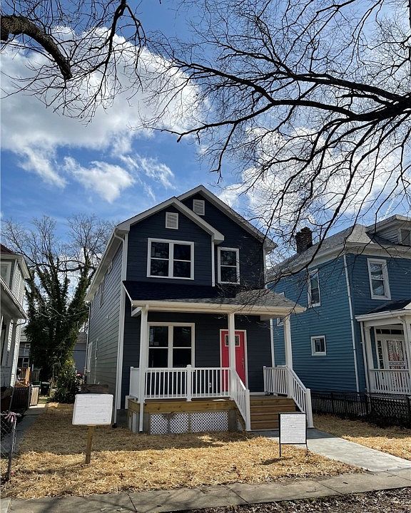 1st image of 3111 2nd Ave