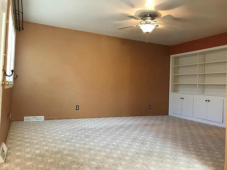 105 Beechwood Avenue Duplex — Photo 4