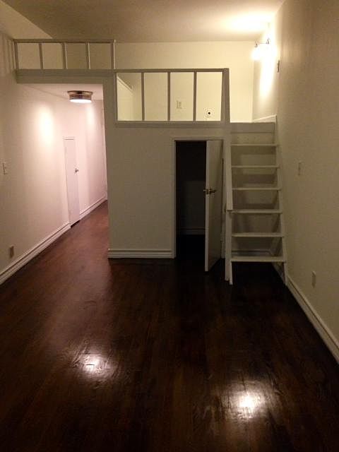 2nd image of 61 4th Ave Fl 2