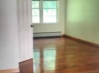 1015 Ryan Rd #B, Florence, MA 01062