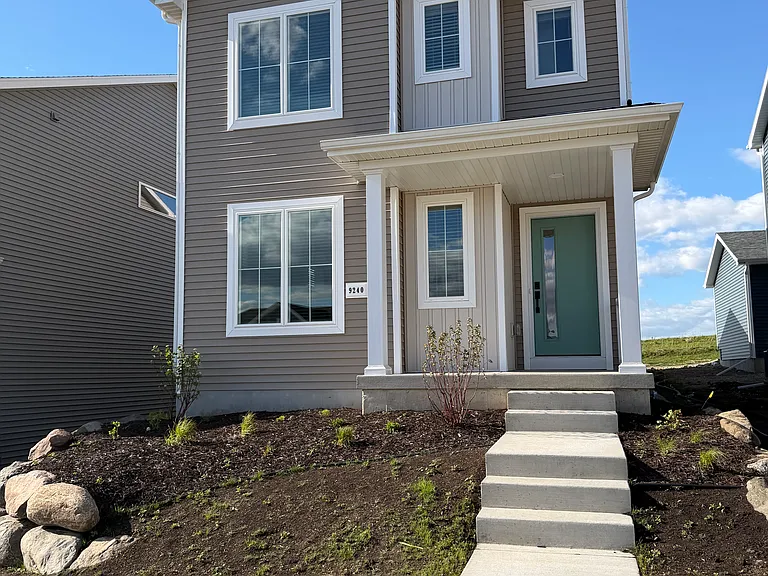 9240 Gentle Feather Rd — Photo 3