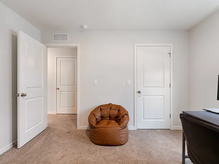 5922 Damsel Dr — Photo 19