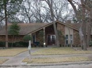 269 Creekwood Dr, Lancaster, TX 75146