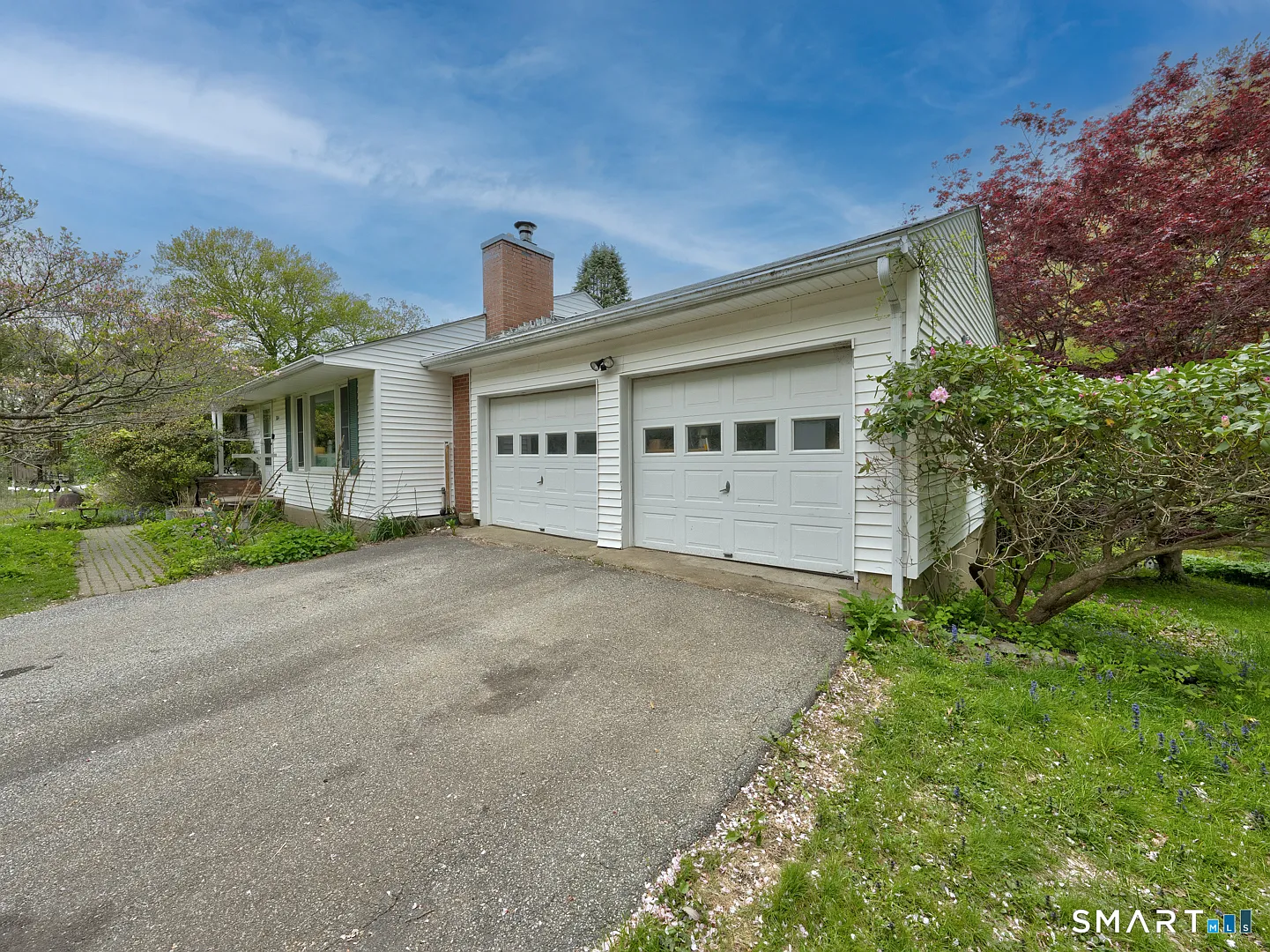 3 bed, 1.0 bath, 1344 sqft, $2,800 — Photo 4