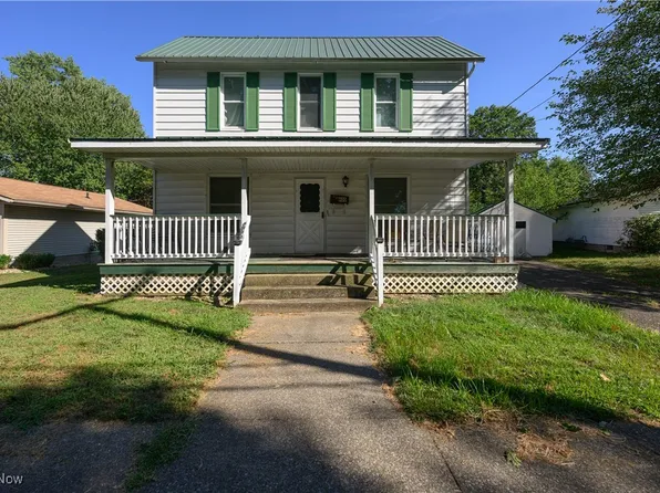 820 E Front St, Dover, OH 44622