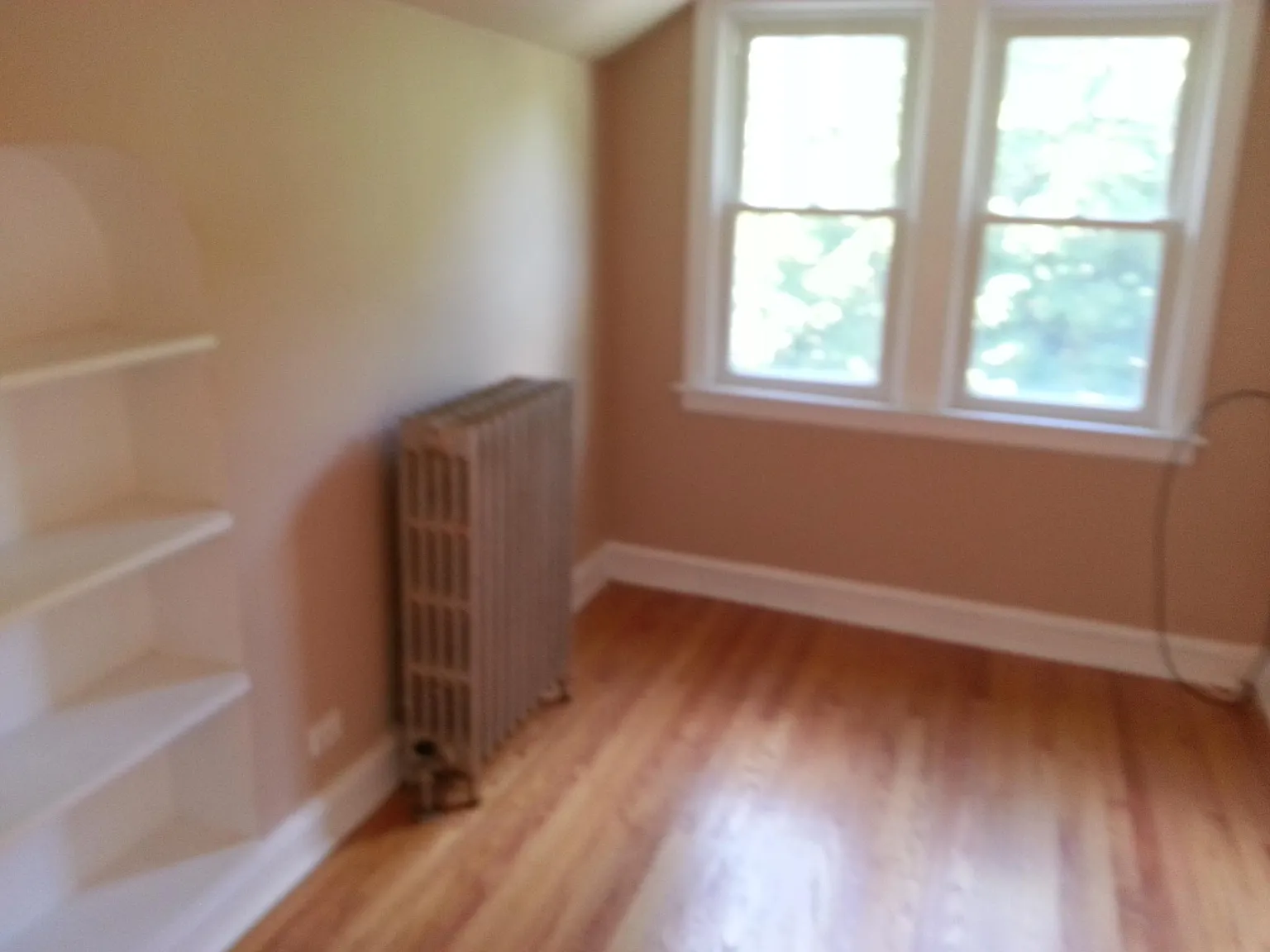 1 bed, 850 sqft, $1,565 — Photo 2