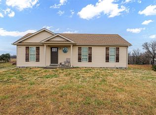 3992 Hydro Pondsville Rd, Smiths Grove, KY 42171