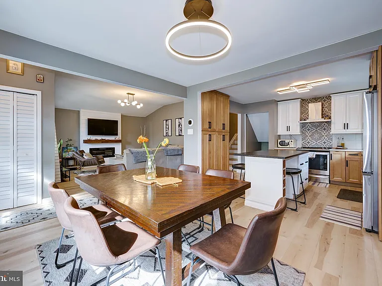 325 Juniper Dr — Photo 11