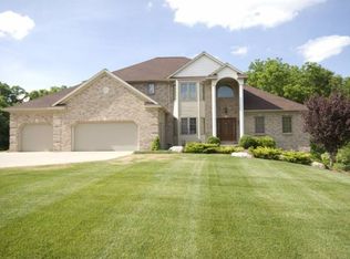 6215 Montmorency Dr SE, Caledonia, MI