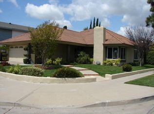 2001 W Chandler Ave, Santa Ana, CA 92704