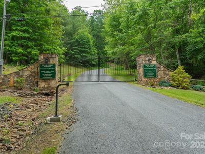 999 Bear Springs Rd #Qq, Bakersville, NC, 28705