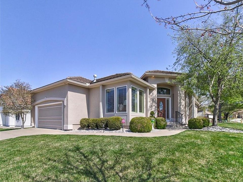 1st image of 4503 NE De La Mar Pl