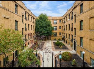 732 W Roscoe St #Ngd, Chicago, IL 60657
