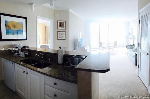 5th image of 4401 Collins Ave #1006