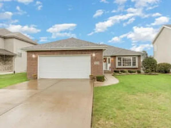 10001 Forest St, Dyer, IN 46311