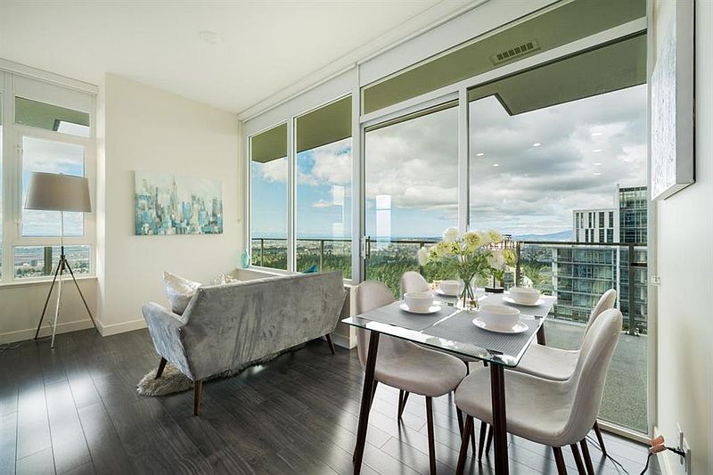 Burnaby Apartment for rent - 2 Bedrooms — photo 5
