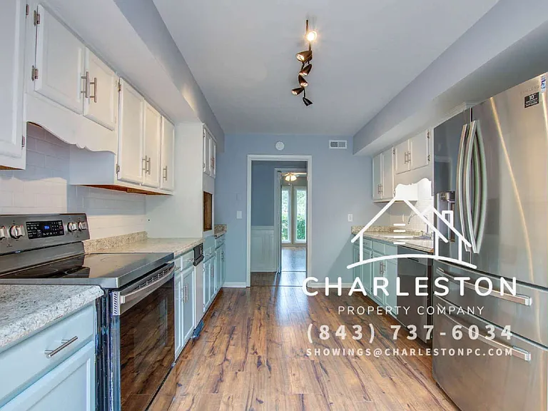 1506 Ventura Pl — Photo 7