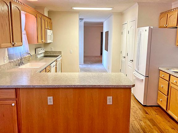 2nd image of 108 Hitch Pond Cir #108HPC