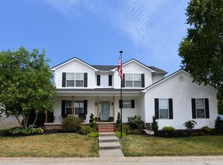 100 Lookout Ln, Georgetown, KY 40324