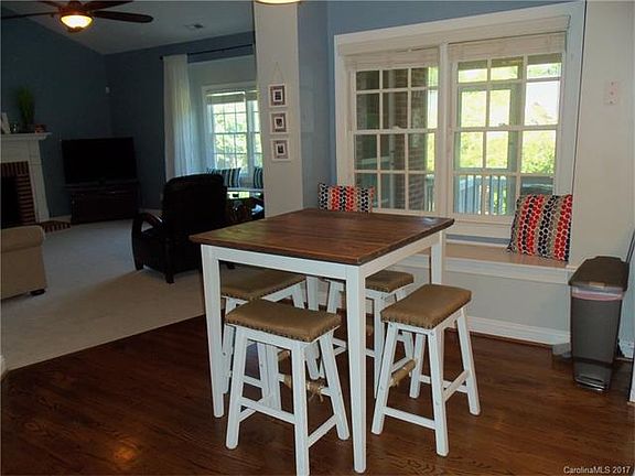 5th image of 4604 Walnut Knoll Dr