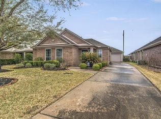 22116 Knights Cove Dr, Kingwood, TX 77339