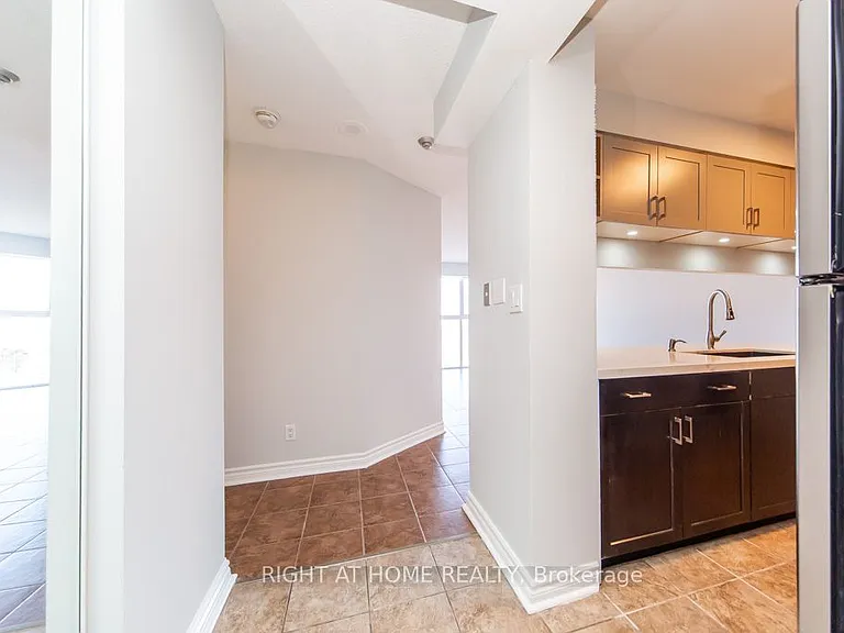 90 Dale Ave #803 — Photo 4